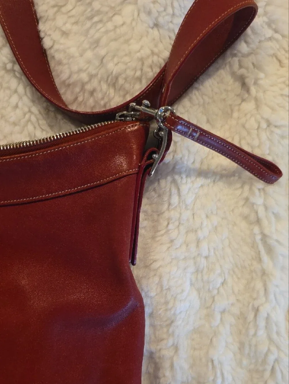 Vintage Coach Legacy 9188 Red Leather Shoulder Bag | Genuine Leather